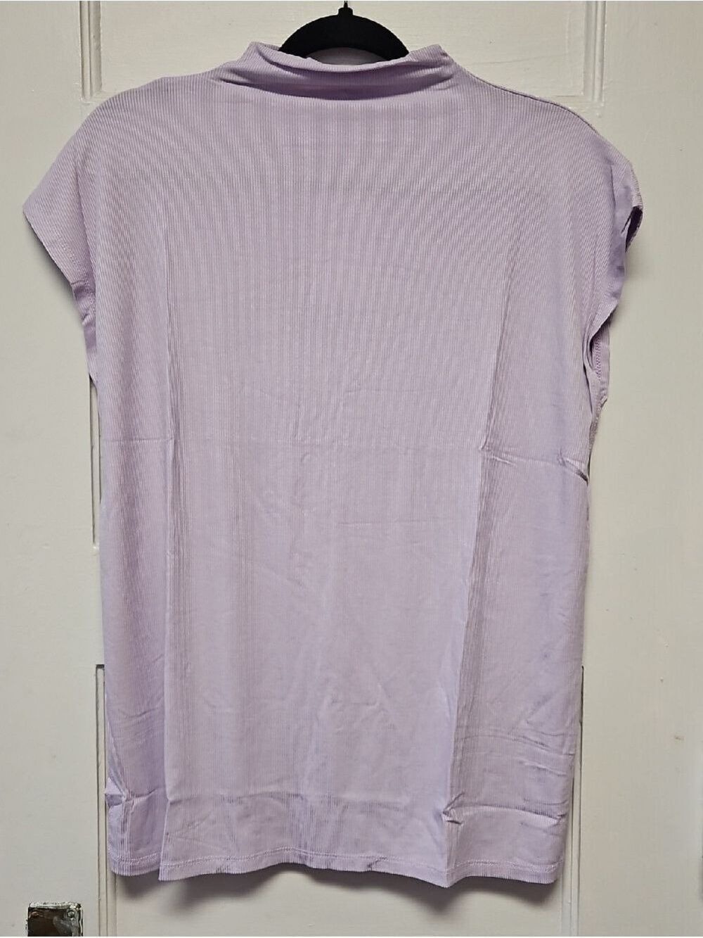 Women's Lilac Ribbed Mock-Neck Sleeveless Top